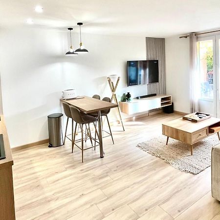 Magnifique 2 Chambres Terrasse Et Parking サントロペ エクステリア 写真