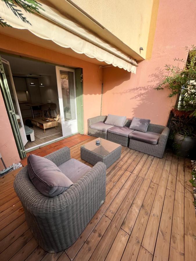 Magnifique 2 Chambres Terrasse Et Parking サントロペ エクステリア 写真